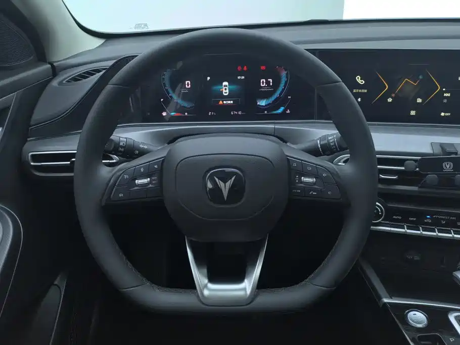 Changan Eado — миниатюра 15
