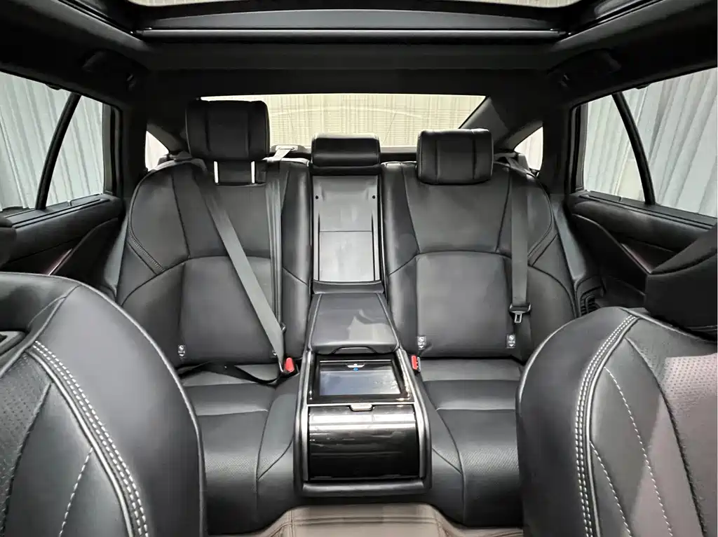 Toyota Crown 2024 2.5L