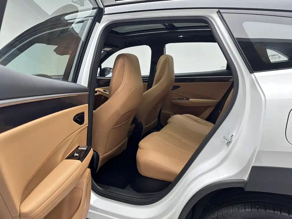 GEELY GALAXY GALAXY L7