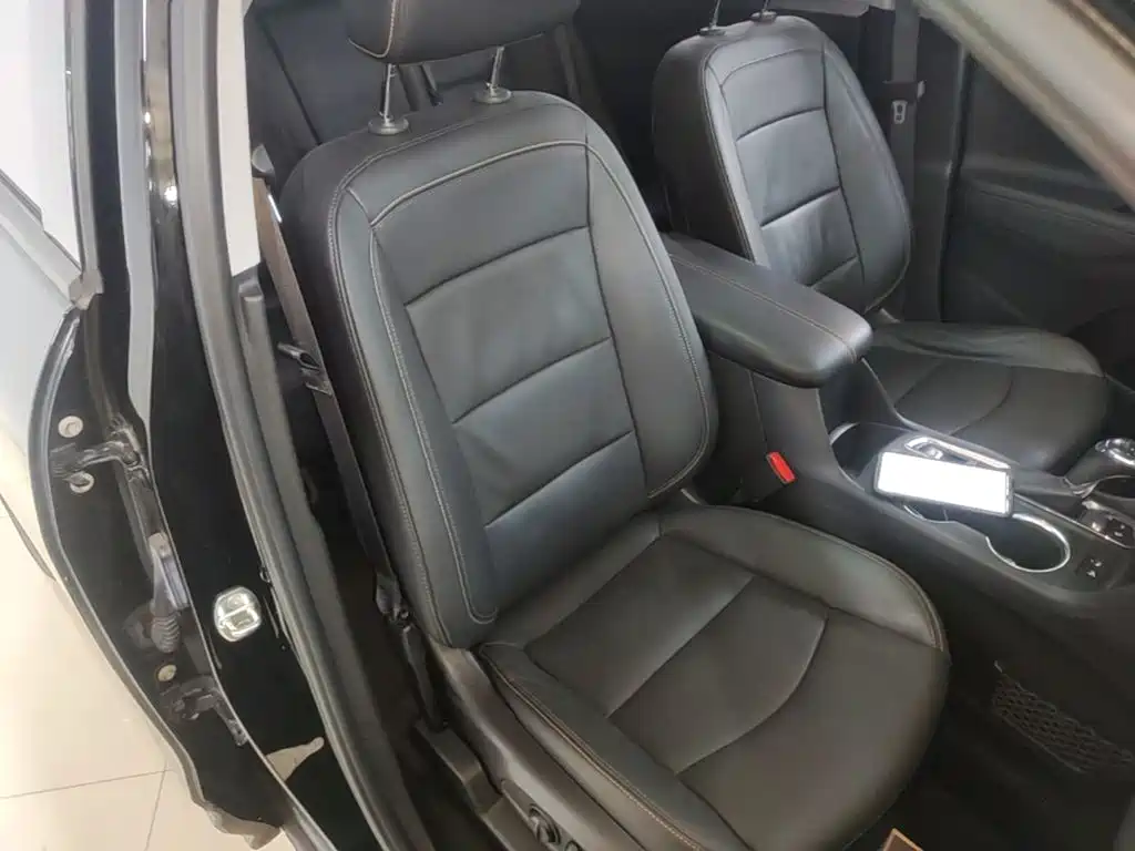 Chevrolet Equinox — миниатюра 25