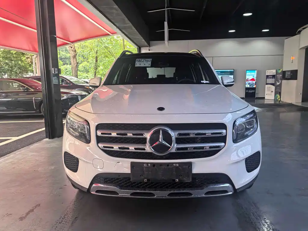 Mercedes-Benz GLB — миниатюра 2