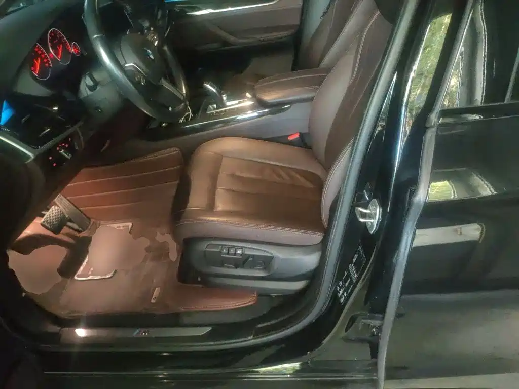 BMW X5 (Import) — миниатюра 12