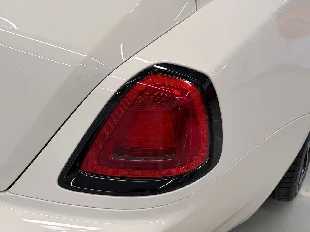 Rolls-Royce Wraith — миниатюра 17