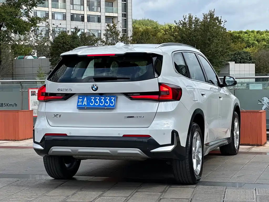 BMW X1 — миниатюра 4