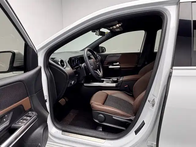 Mercedes-Benz B-Class — миниатюра 12