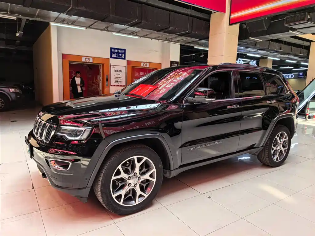 Jeep Grand Cherokee (Import) 2022