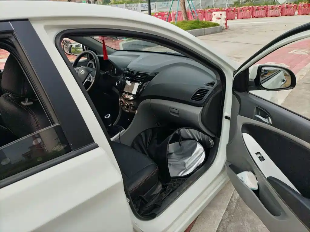 Hyundai Verna — миниатюра 19
