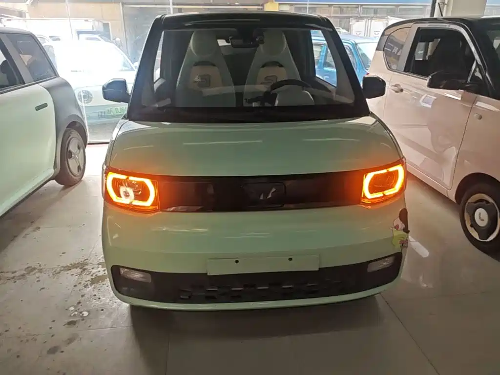 Wuling MINIEV — миниатюра 3