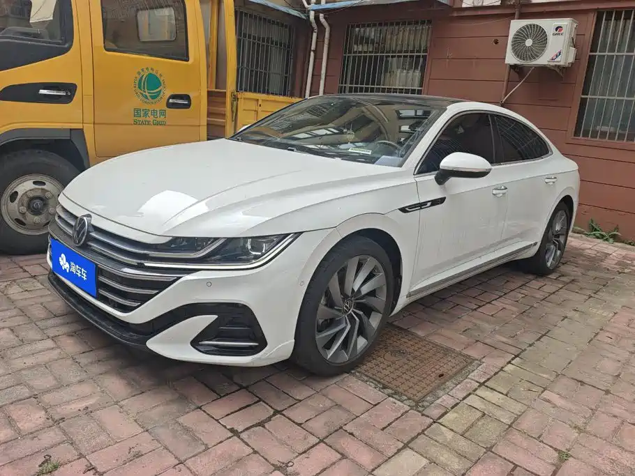 2021 Volkswagen Arteon - zdjęcie 1 z 16
