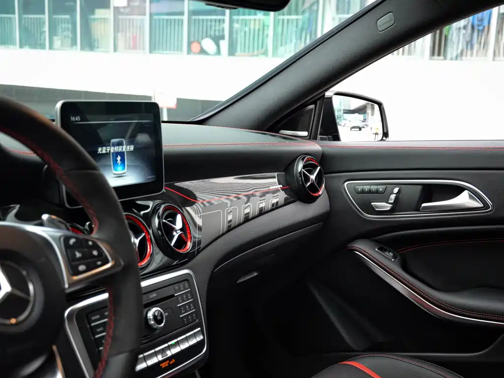 Mercedes-Benz CLA AMG — миниатюра 24