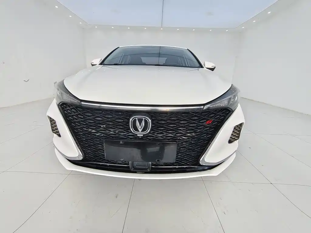 Changan Eado — миниатюра 2