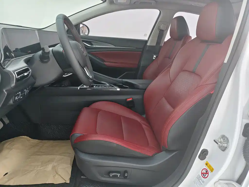 Changan Eado — миниатюра 4