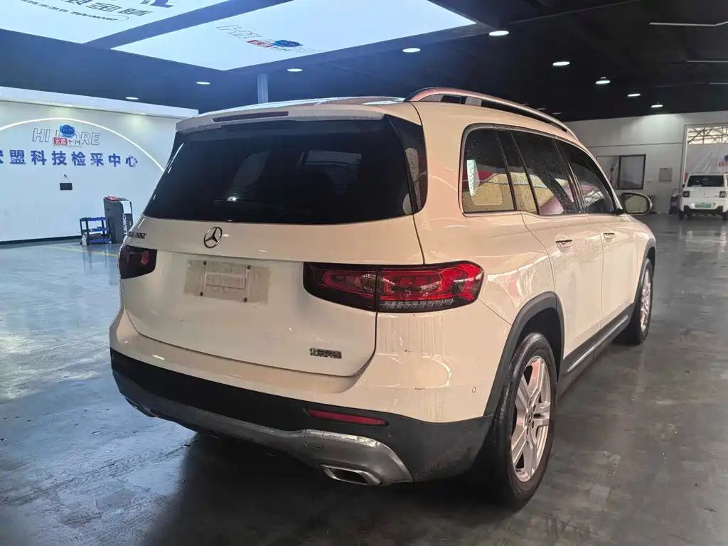 Mercedes-Benz GLB — миниатюра 7