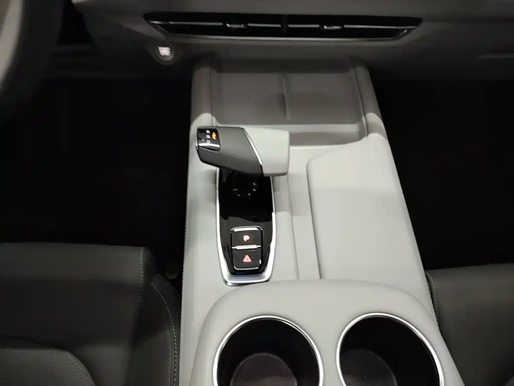 Changan UNI-Z — миниатюра 14