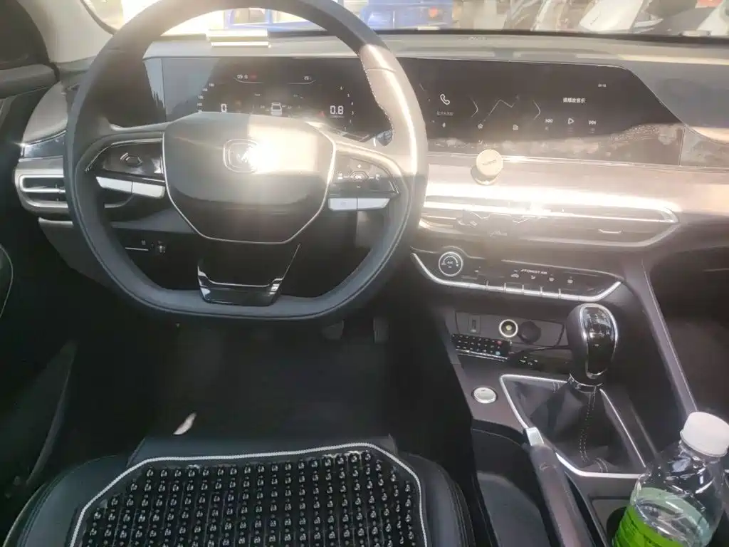 Changan Eado — миниатюра 10