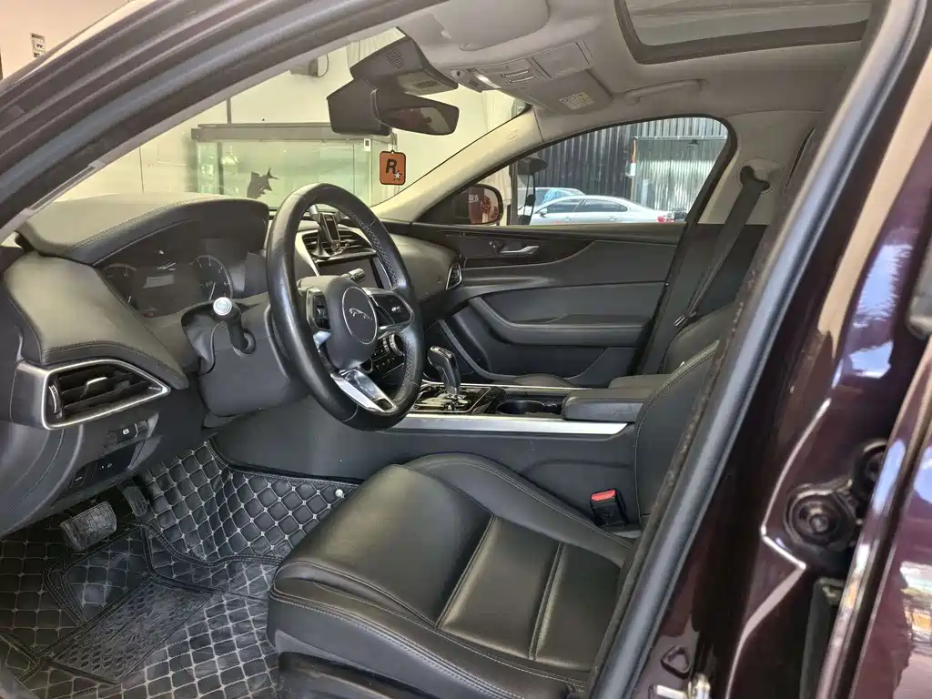 Jaguar XEL — миниатюра 12