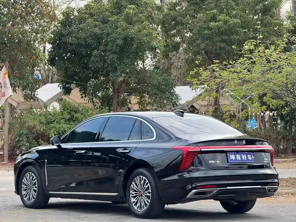 Hongqi Hongqi H5 — миниатюра 4