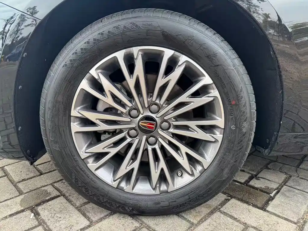 Hongqi Hongqi H5 — миниатюра 24