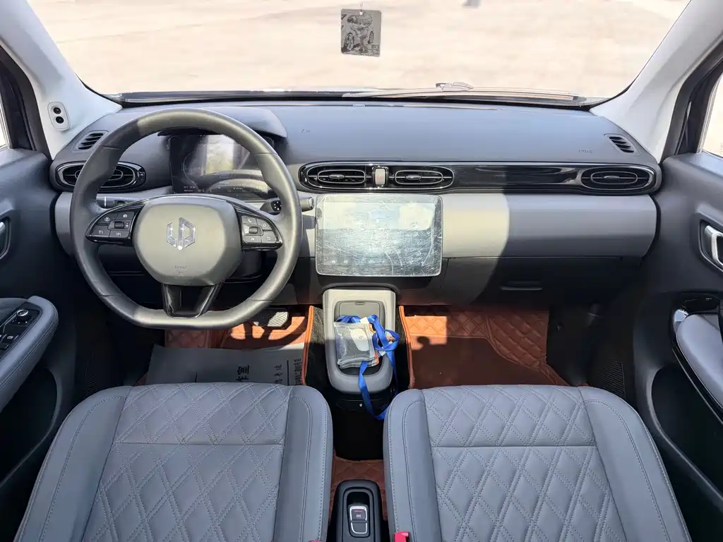 Leapmotor Leapmotor T03 — миниатюра 9