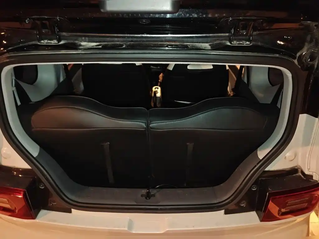 Wuling MINIEV — миниатюра 15