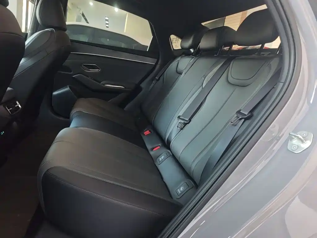 BYD Qin L — миниатюра 13