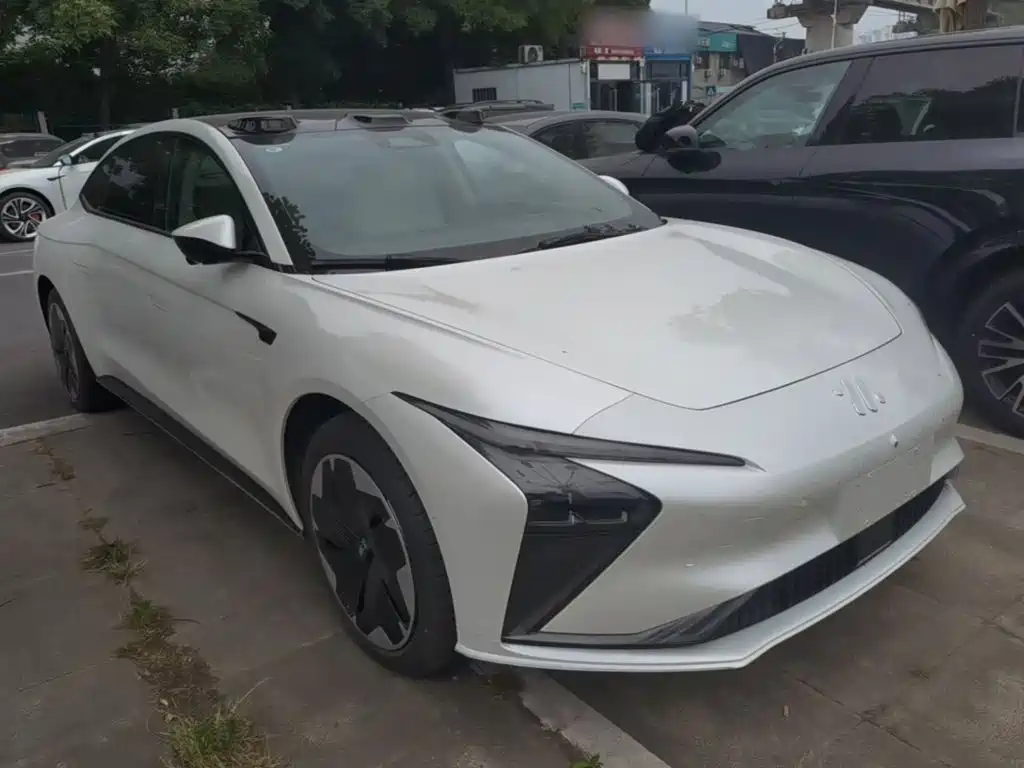 IM Motors L7 2022 Dynamic