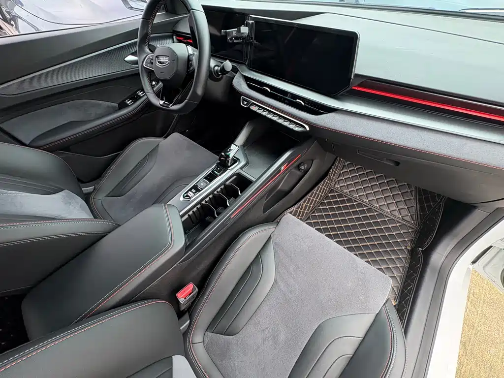 Geely Binrui — миниатюра 15