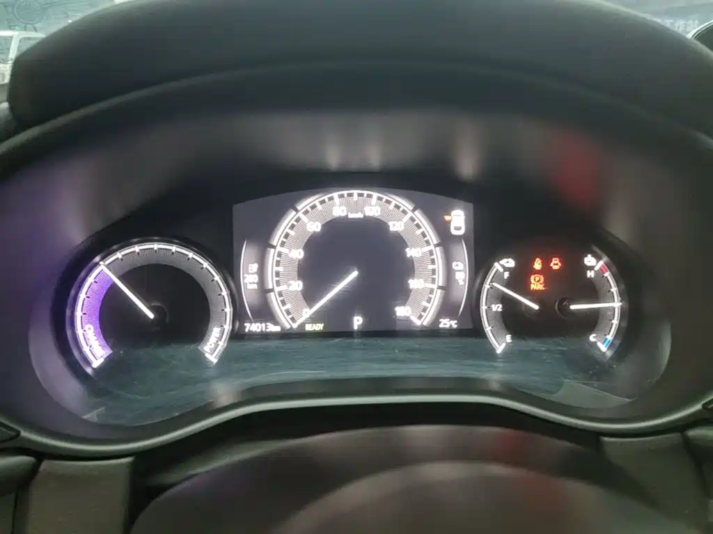 Mazda CX-30 EV — миниатюра 12