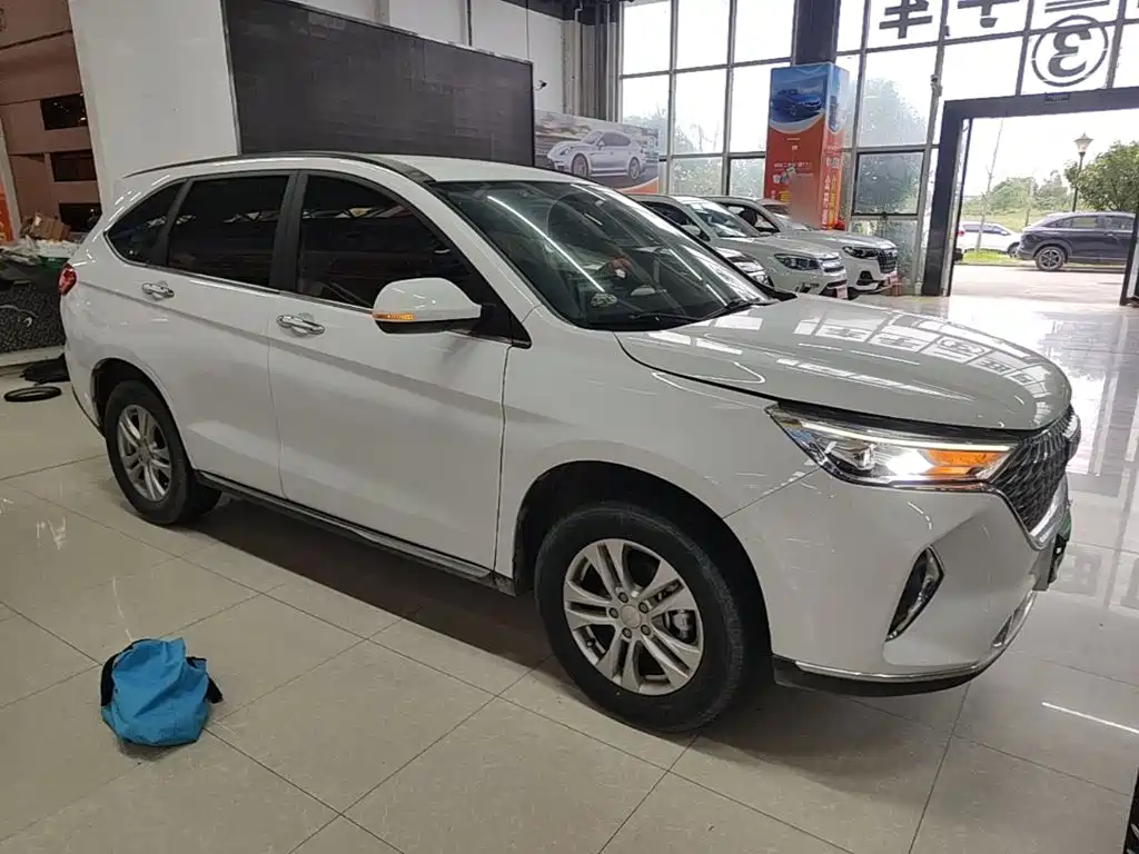 Haval M6 — миниатюра 4