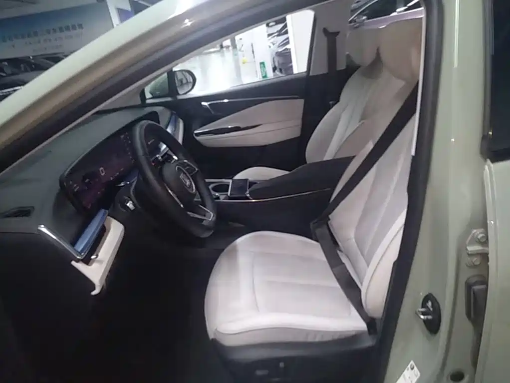Buick E4 — миниатюра 15