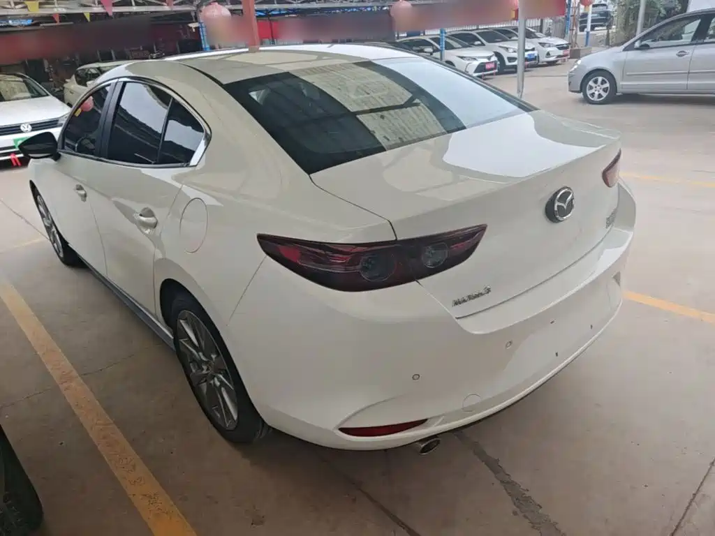Mazda 3 Axela — миниатюра 5