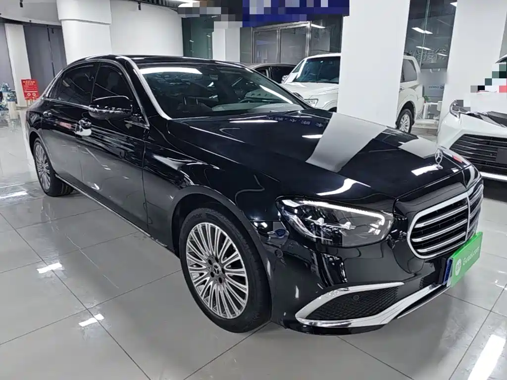 Mercedes-Benz E-Class — миниатюра 4