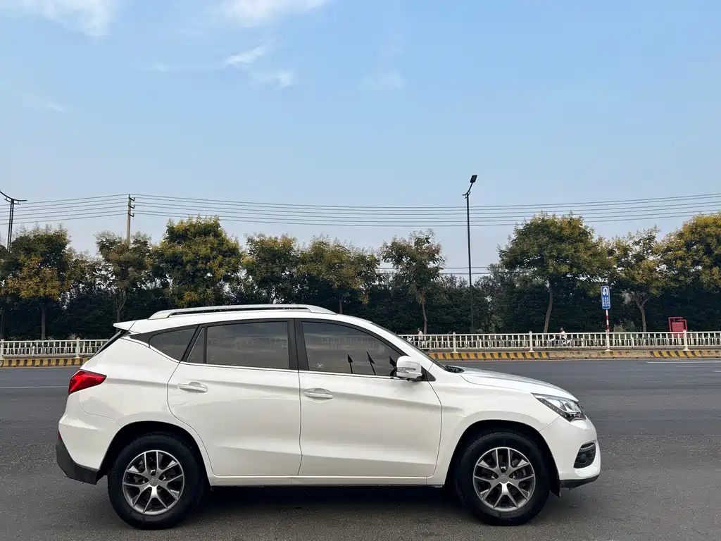 BYD Song — миниатюра 6