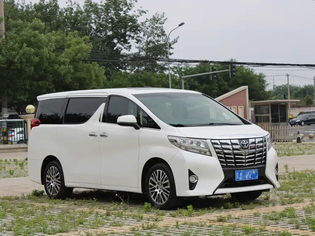 Toyota Alphard 2015 3.5L Luxury