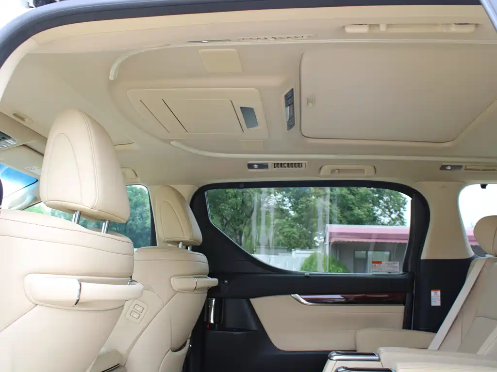 Toyota Alphard 2015 3.5L Luxury