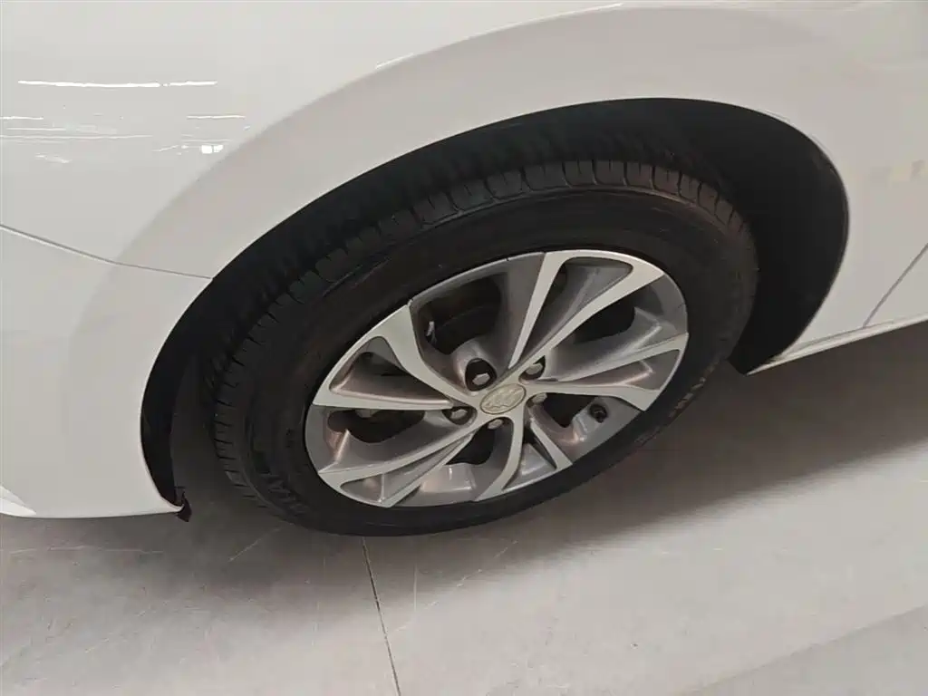 Buick Verano — фотографии объявления, Фото 23