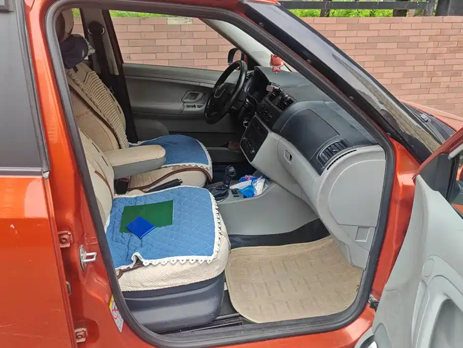 Skoda Fabia — миниатюра 8