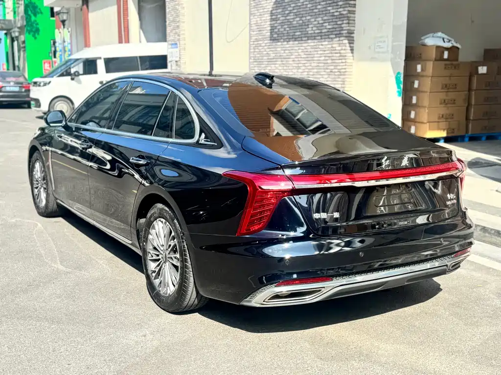 Hongqi Hongqi H5 — миниатюра 11