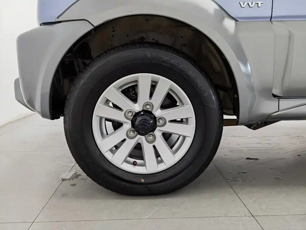 Suzuki Jimny — миниатюра 17