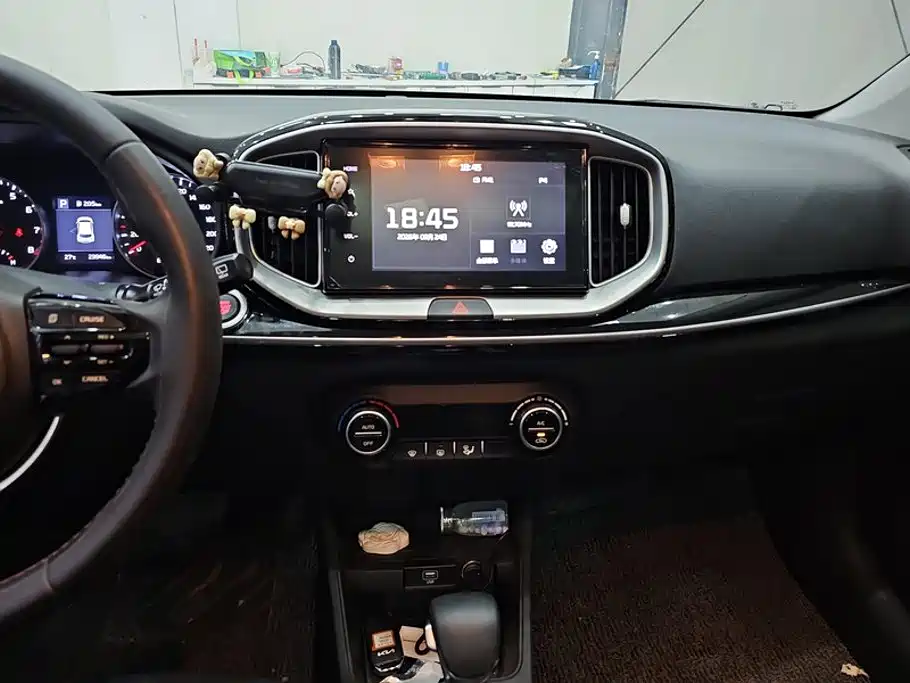 Kia KX1 — миниатюра 13