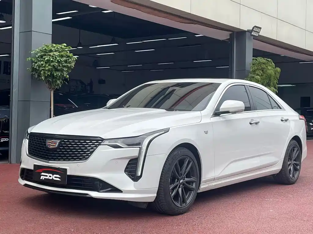 Cadillac CT4 2023