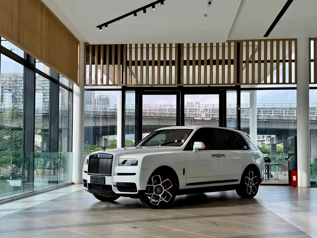 Rolls-Royce Cullinan — фотографии объявления, Фото 2