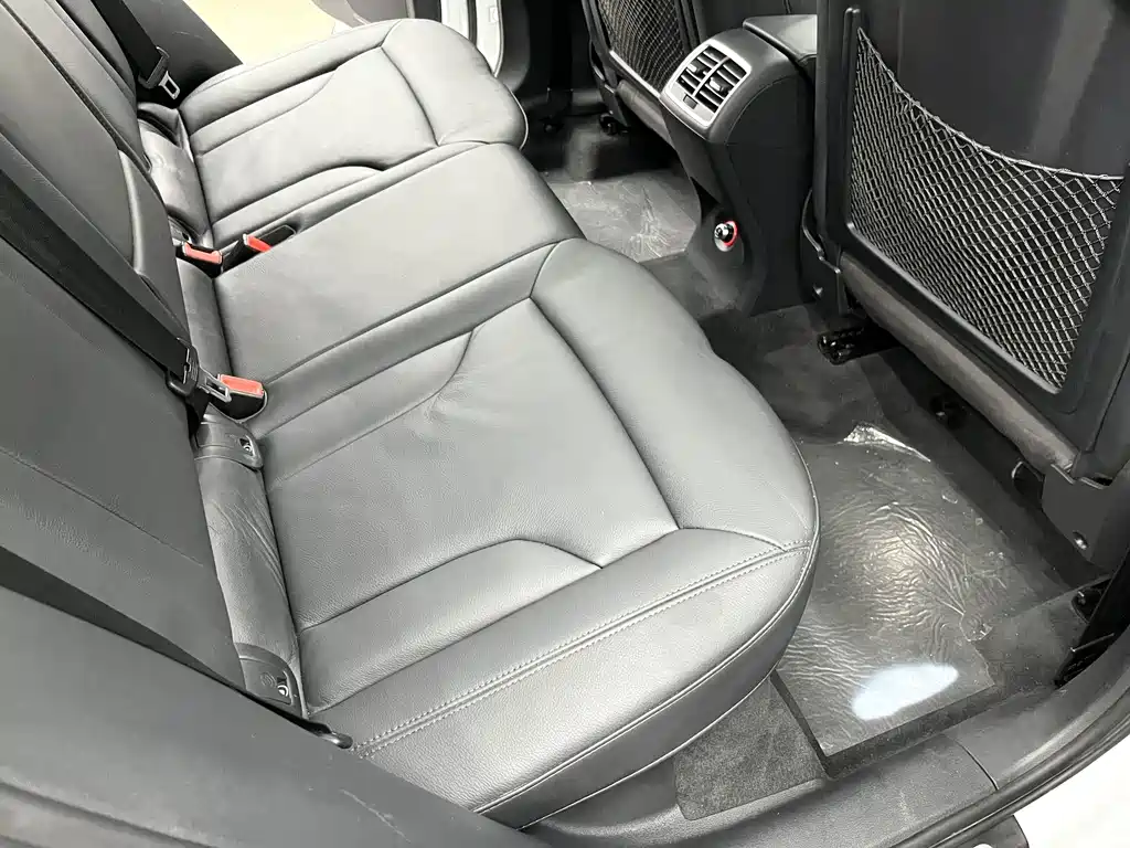 Audi Q3 — миниатюра 12
