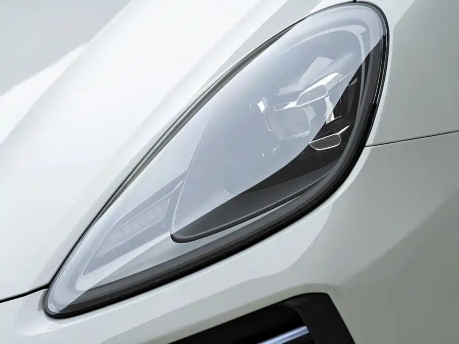 Porsche Cayenne Hybrid — миниатюра 6