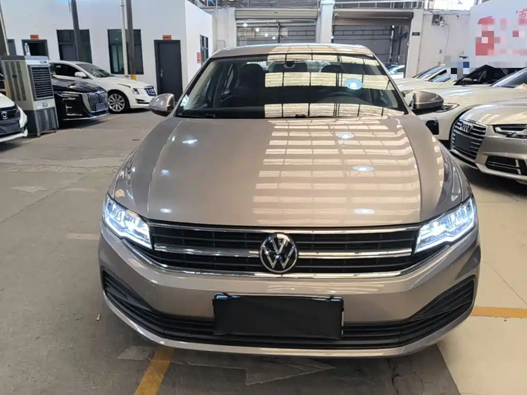 Volkswagen Bora — миниатюра 3