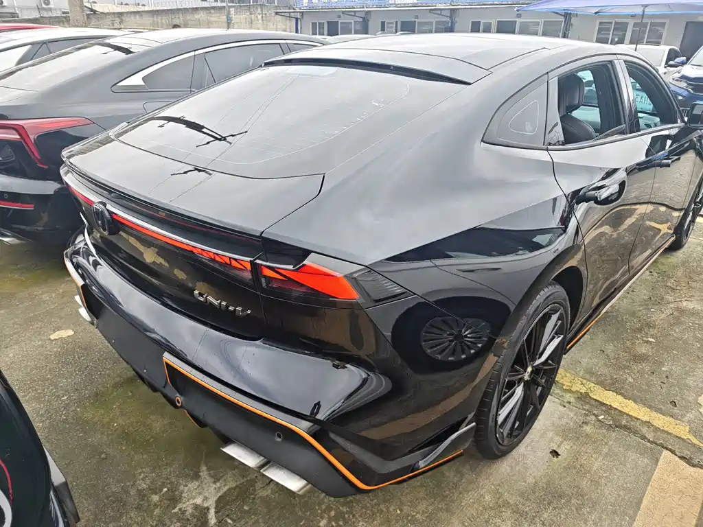 Changan UNI-V — миниатюра 18