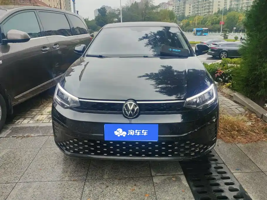 Volkswagen Lavida — миниатюра 2