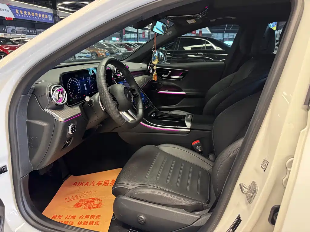Mercedes-Benz C-Class — миниатюра 16