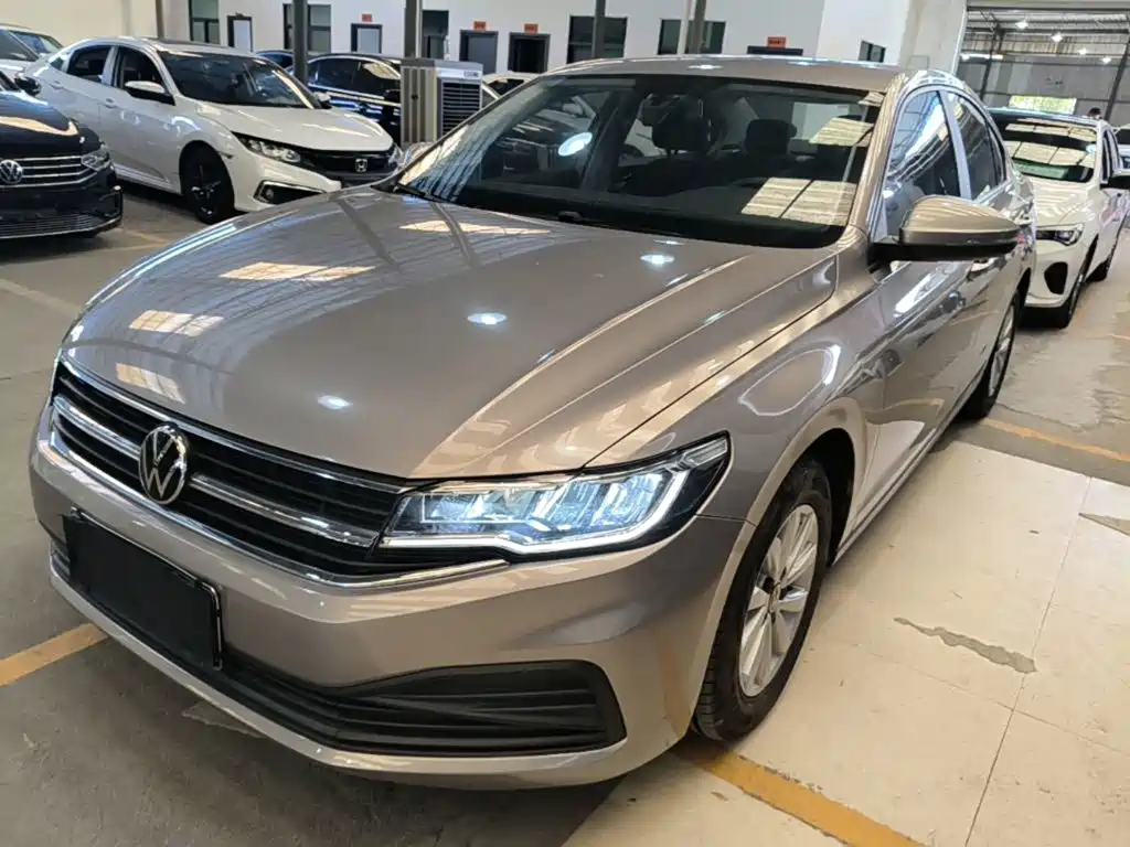 Volkswagen Bora — миниатюра 2