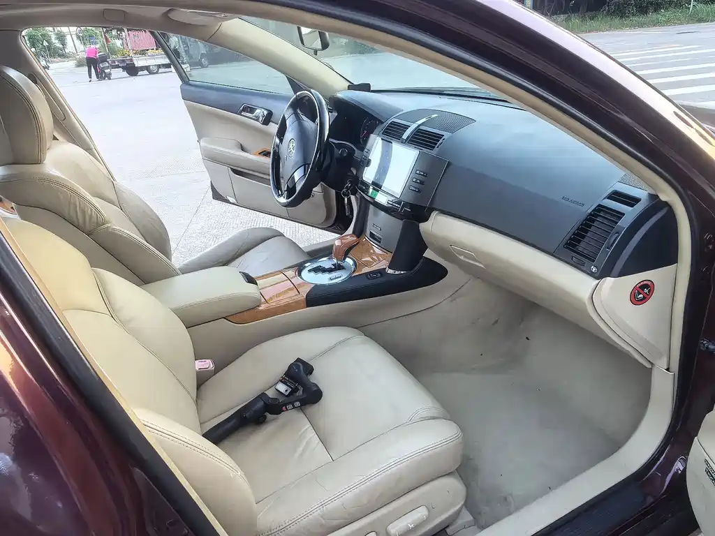 Toyota Reiz — миниатюра 16